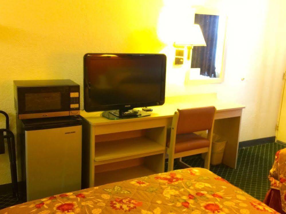 Qc Stay Inn Moline Εξωτερικό φωτογραφία